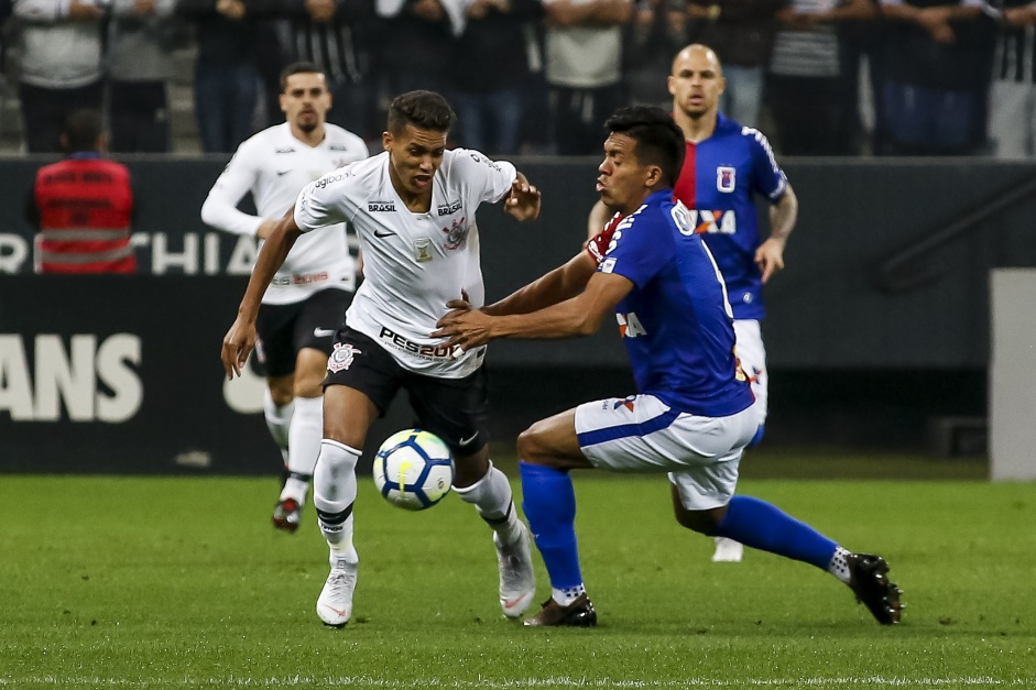 Confrontos entre Corinthians e Paran Clube