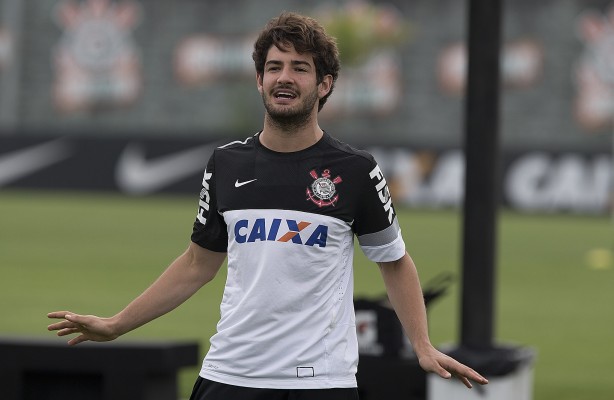 Pato já trabalhou com o Mano Menezes na Seleção