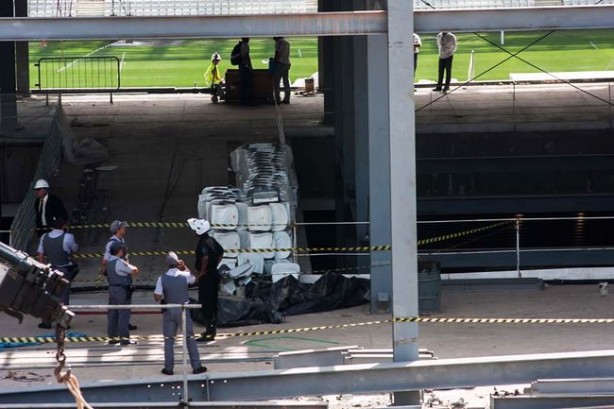 Área do acidente na Arena Corinthians foi isolada
