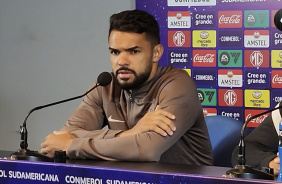 Raniele  sincero ao falar sobre desempenho do Corinthians no empate na Sul-Americana