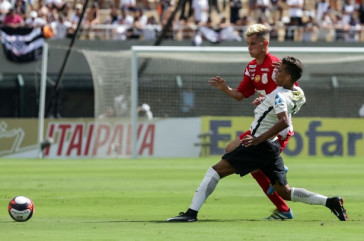 Pedrinho em a��o pela final da Copa S�o Paulo de futebol Jr