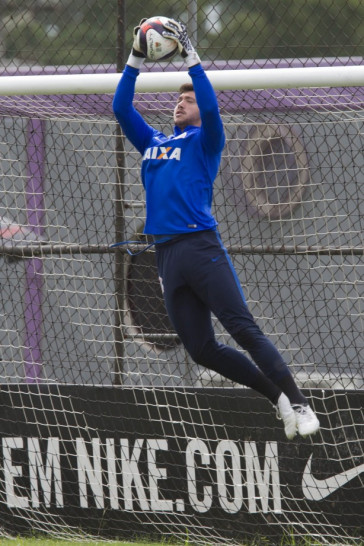 Walmir Cruz no treino do Corinthians no CT Joaquim Grava