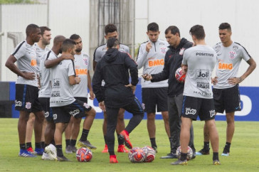 Tudo ficando pronto para enfrentar o S�o Bento, pelo Paulist�o