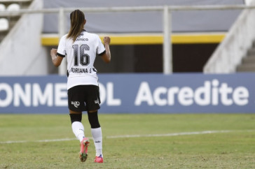 Adriana no jogo contra o Am�rica de Cali, pela Copa Libertadores Feminina