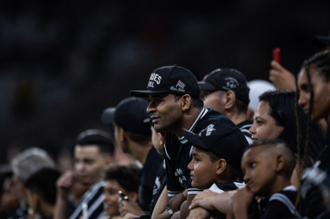 Torcedores do Corinthians presentes para embate contra o Bahia