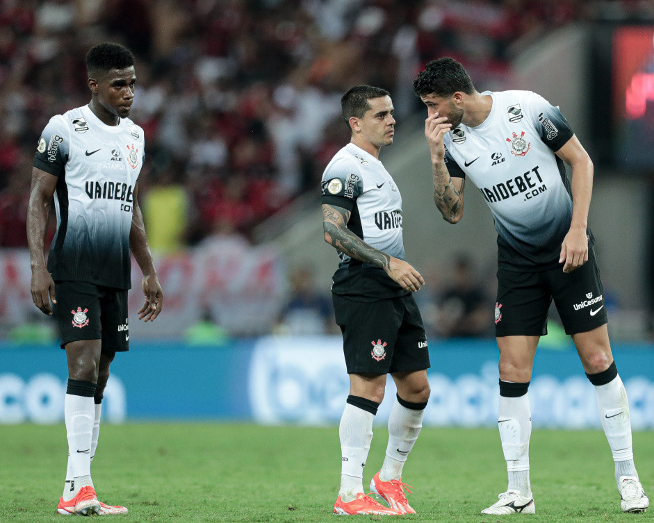 Corinthians foi superado pelo Flamengo no Maracan