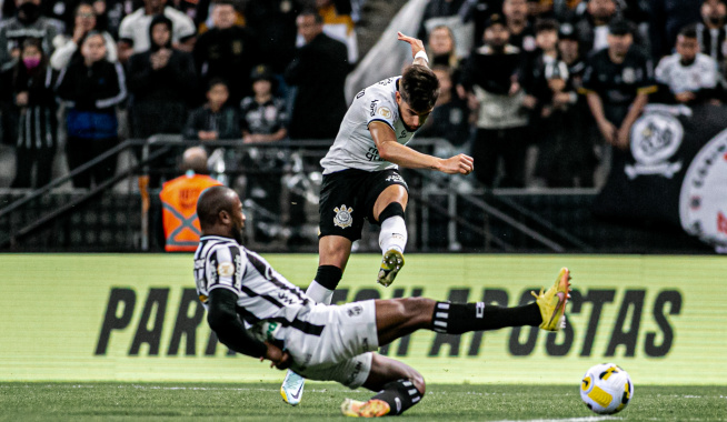 Ceará 0 x  0 Corinthians  - Brasileirão 2010