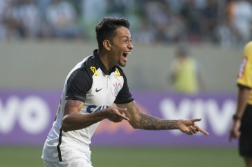 Corinthians faz proposta para comprar Lucca e Cricima recusa.