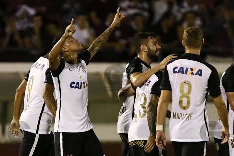 Muitos jogadores para mesma posi��o?