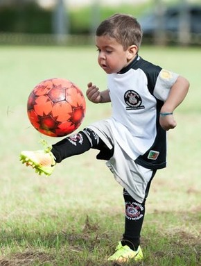 Olha s� o talento deste pequeno guerreiro corinthiano!