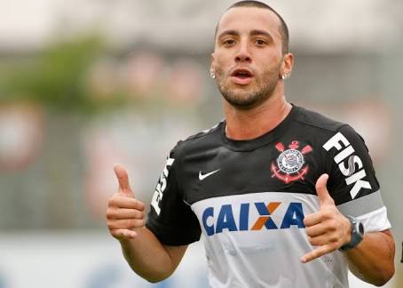Guilherme dos Santos Torres - Volante