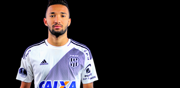 Corintiano Clayson fecha contrato de patrocínio com a Nike