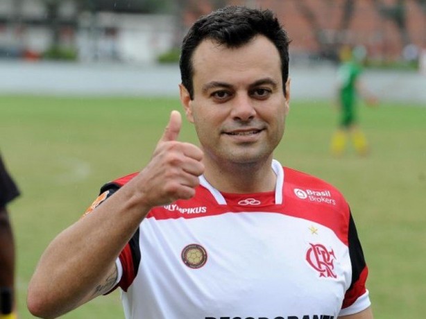 Muito cuidado com esse cara domingo