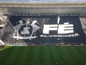 #deixaocarilleempazporraaaaa