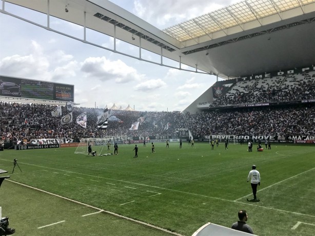 Torcida no treino