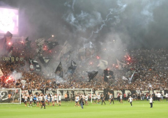gigante: Corinthians bate recorde de maior pblico em um treino de futebol na histria do esporte!