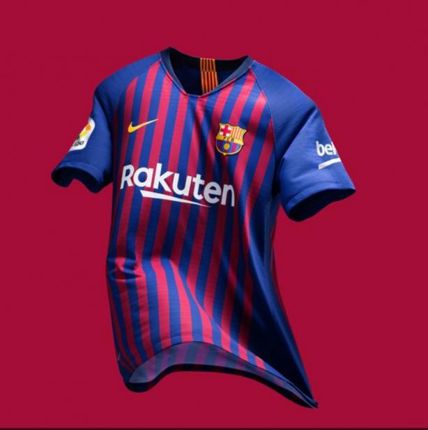 Ainda sobre uniforme, olha como ficou a do Barcelona