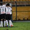 Jogadores do Timão comemorando o último gol da goleada contra o Táchira