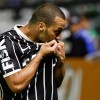 Guilherme comemora gol da vitria do Corinthians