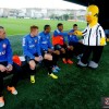 Personagem de 'Os Simpsons' cumprimenta jogadores durante o treinamento