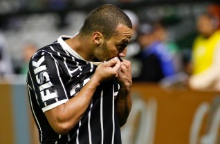 Brasileir�o 2013 - Coritiba 0x1 Corinthians