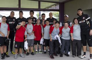 Corinthians recebe equipe paraol�mpica e celebra Dia da S�ndrome de Down