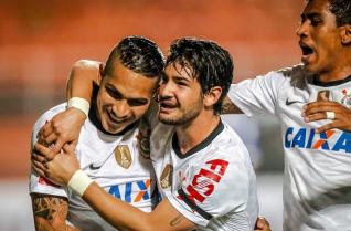 Libertadores 2013: Corinthians 2x0 Millionarios