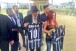 Pai do Michael Jackson marca presen�a em treino do Corinthians