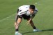 Com dores na coxa, Fagner vira d�vida no Corinthians
