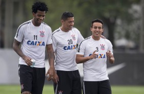 Gil, Ralf e Jadson trocaram o Corinthians pelo futebol chins na virada do ano