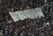 Torcida leva faixas de protestos e sofre repress�o da PM na Arena
