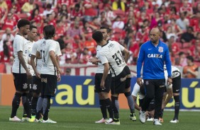 Vitria por 1 a 0 em Porto Alegre rendeu a liderana ao Timo