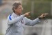 Sem Walter e op��es para lateral, Oswaldo faz treino 'pegado' com titulares; J� aparece