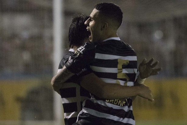 Em bela jogada, Gabriel anotou primeiro gol com a camisa do Corinthians, o segundo da equipe em Cuiabá