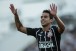 Jadson explica comemora��o curiosa e diz que papo de 'quarta for�a' motivou Corinthians