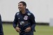 Sem Cicinho, Corinthians dá passo atrás em busca de lateral-direito