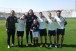 Torcedor vai ao CT do Corinthians, disputa p�naltis com jogadores e marca gol em C�ssio; veja v�deo