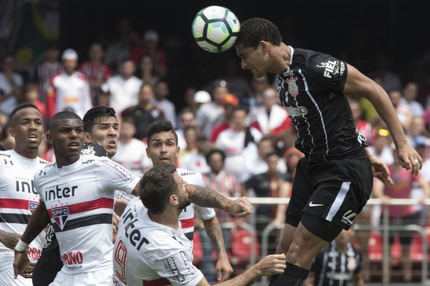 Petros, ex-Corinthians, insinuou favorecimento ao ex-clube aps o jogo