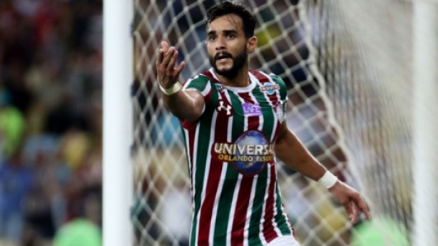 Henrique Dourado  o principal alvo do Corinthians para 2018