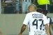 Em jogo de lances polmicos, Corinthians leva gol no fim e sofre primeira derrota no Brasileiro