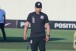'Jair do Corinthians' v� m�rito em estilo defensivo, mas n�o abre m�o de varia��es