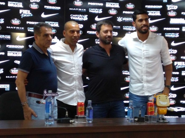 Emerson Sheik e Vilson Menezes foram oficializados como membros da diretoria do Corinthians