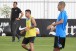 Com J�nior Urso e Oya, Corinthians volta aos treinos no CT; atividade dura quase duas horas