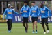 Corinthians faz �ltimo treino antes de viagem a Quito, e titulares treinam separados; veja time