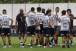 Com repeti��o de time e testes, Coelho prepara equipe contra o Internacional; veja escala��o