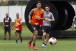 Recuperado de leso, zagueiro Danilo Avelar volta a treinar com bola no CT do Corinthians