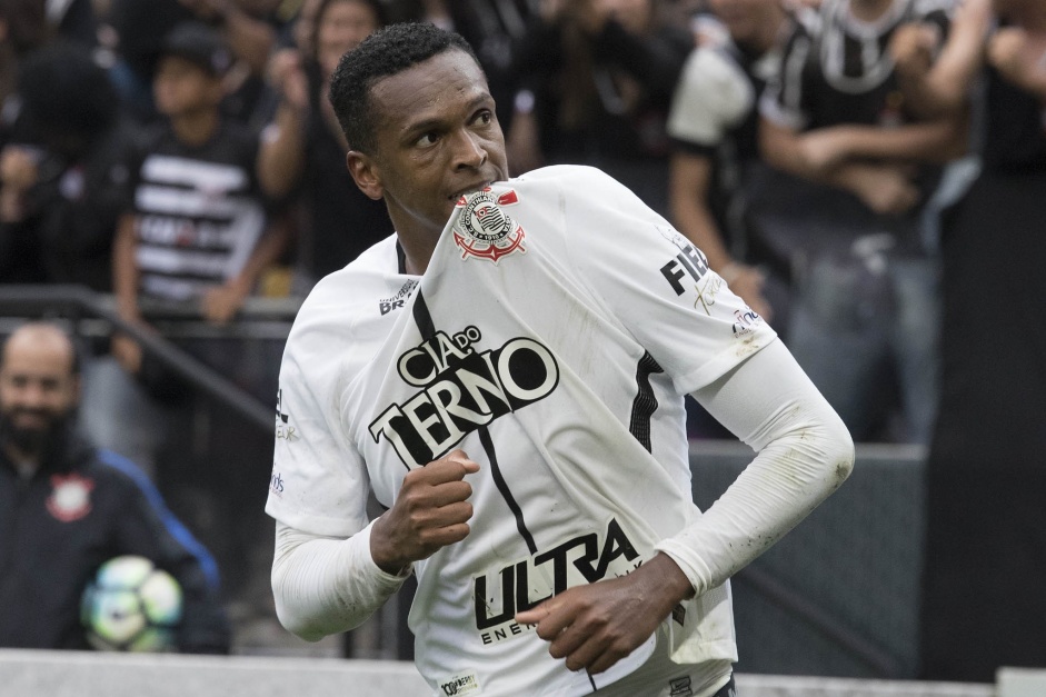 Se voltar ao Corinthians, J far sua terceira passagem pelo clube