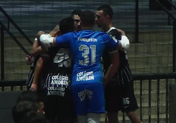 Corinthians empatou com o Brutus no Paulisto de Futsal