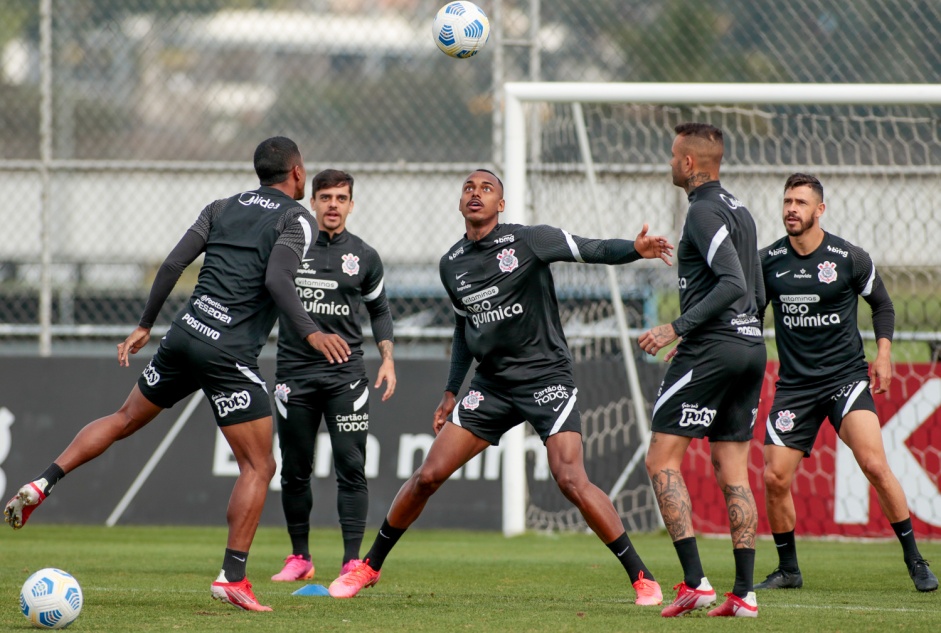 Corinthians encerrou as atividades preparatórias para enfrentar o Santos