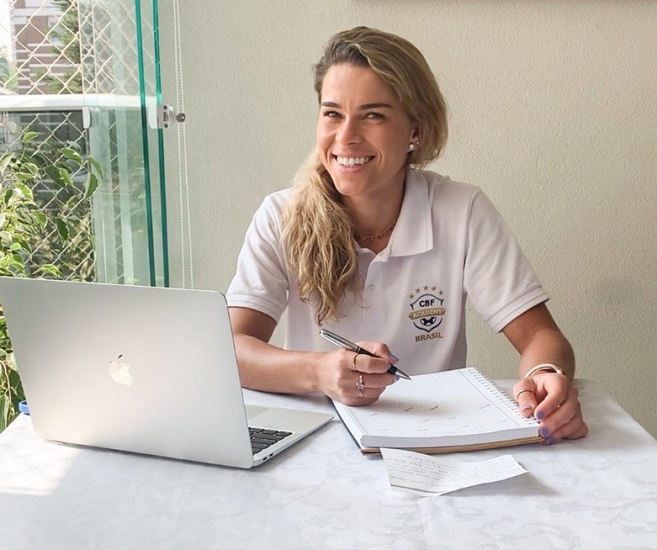 Tamires será a porta-voz de educação profissional para as mulheres do futebol